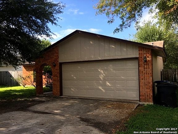 2nd image of 13531 Primwood St
