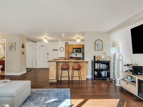 5th image of 850 N Dewitt Pl APT 9D