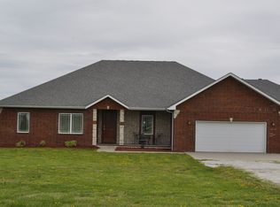 4620 S 149th Rd, Bolivar, MO 65613