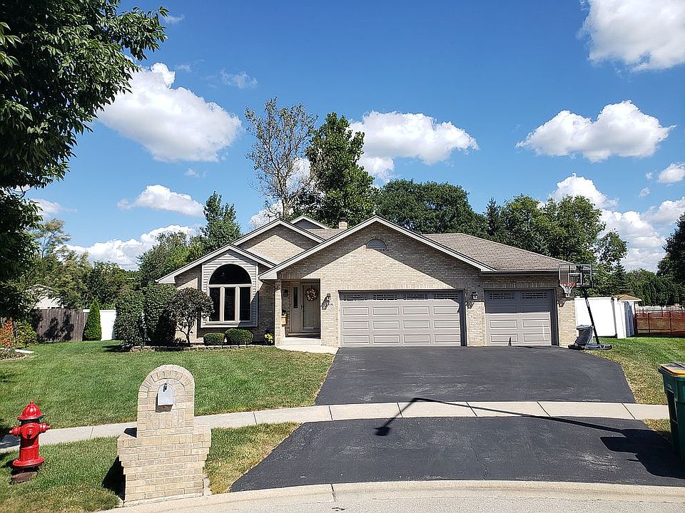 1st image of 3516 Edgecreek Ct