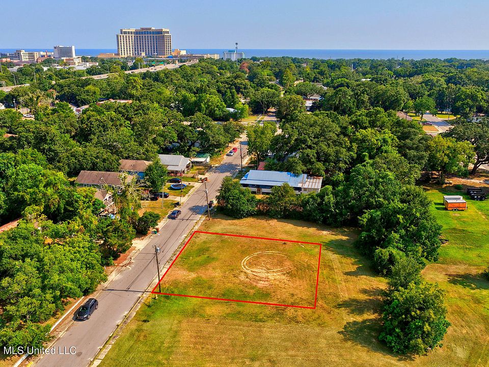 1st image of 506 Seal Ave