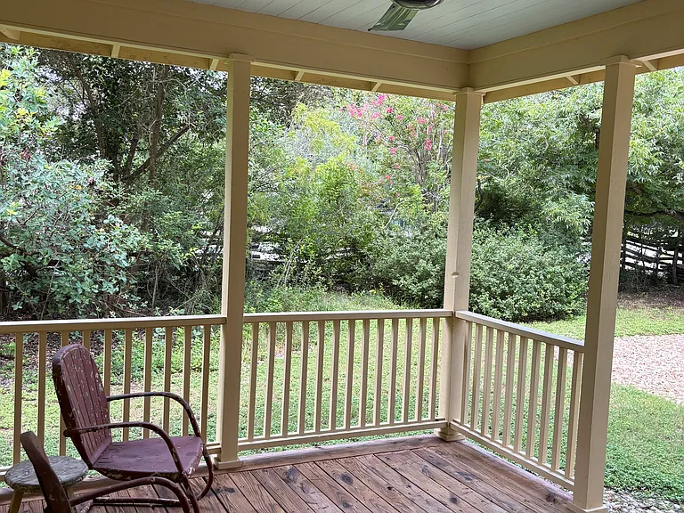 2113 Wood Acre Ln — Photo 12