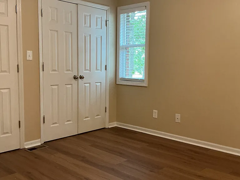 583 Countrytown Dr — Photo 14