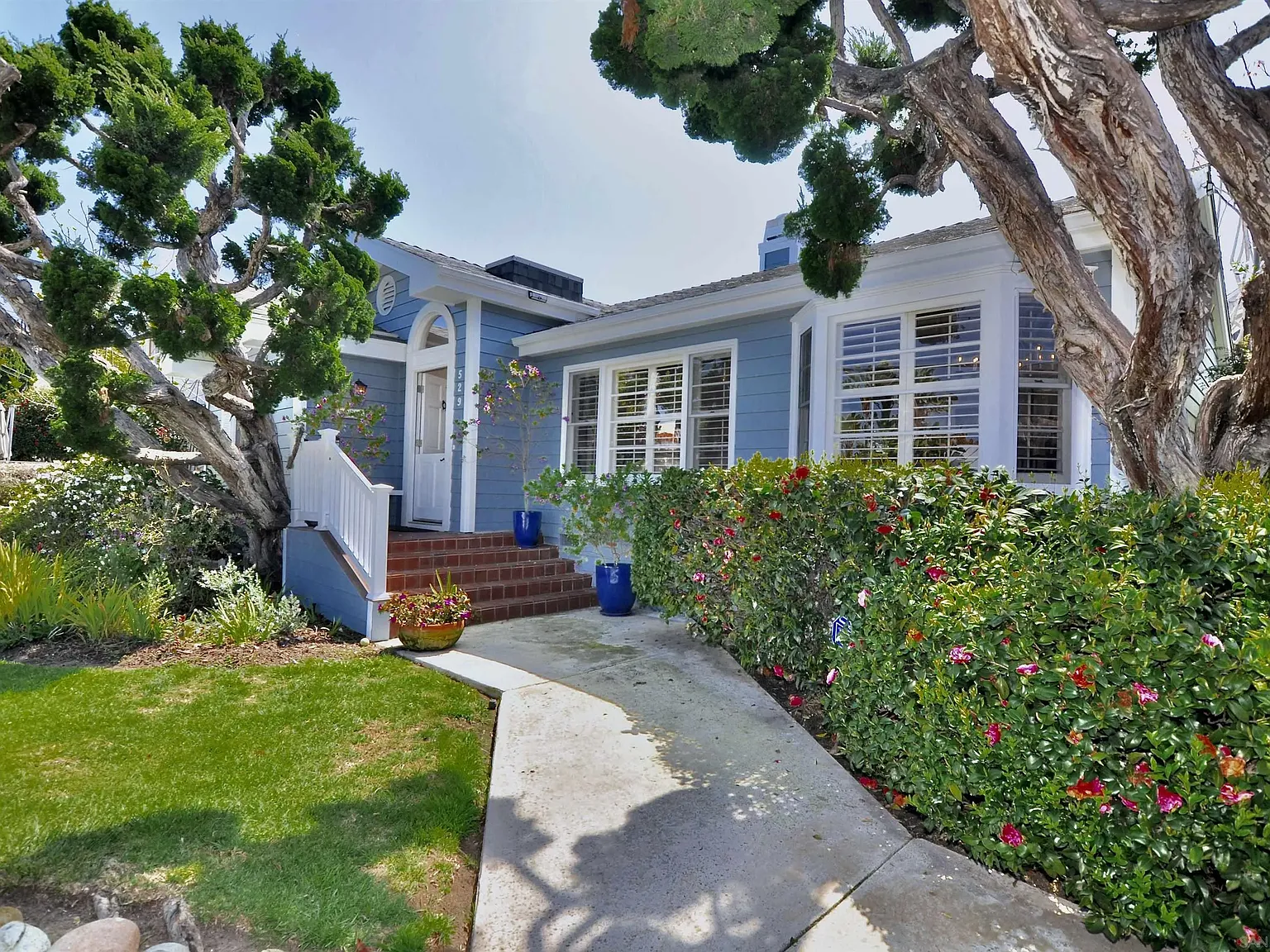 2 bed, 2.0 bath, 1650 sqft, $8,500 — Photo 3