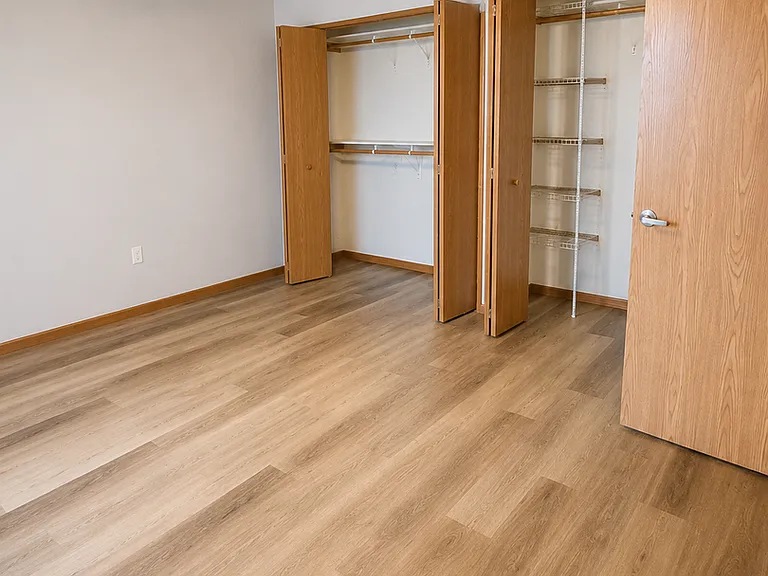 Murdock Apartments — Photo 56