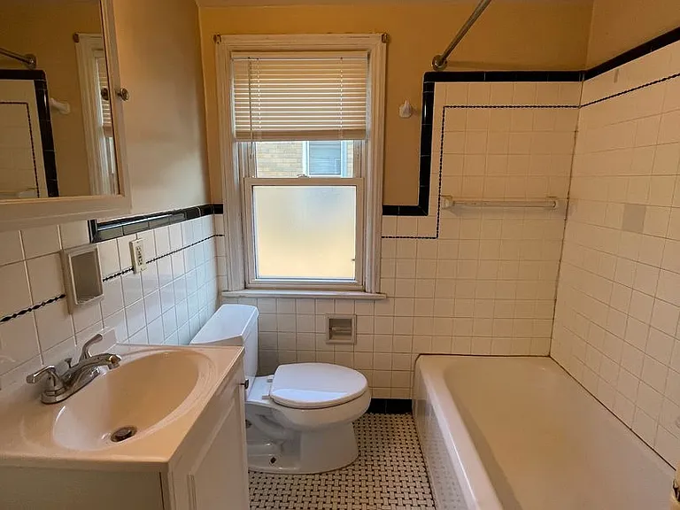 3462-64 N Humboldt Ave — Photo 15