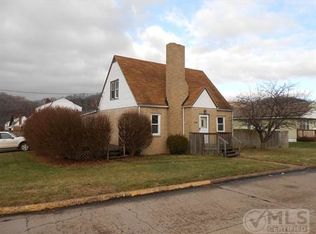 636 James St, New Martinsville, WV