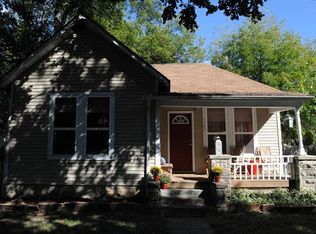 1142 Connecticut St, Lawrence, KS 66044