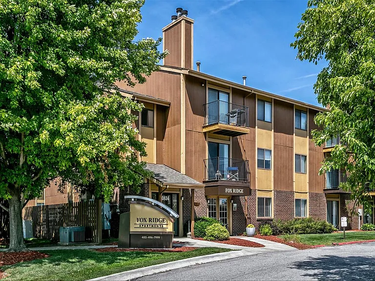 Fox Ridge Apartments — Photo 10