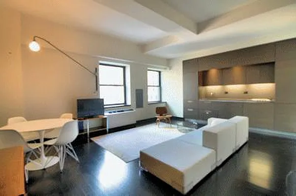 Rented by Kian Realty | media 20