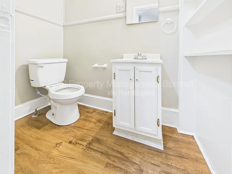 2501 N Augusta St #2 — Photo 14