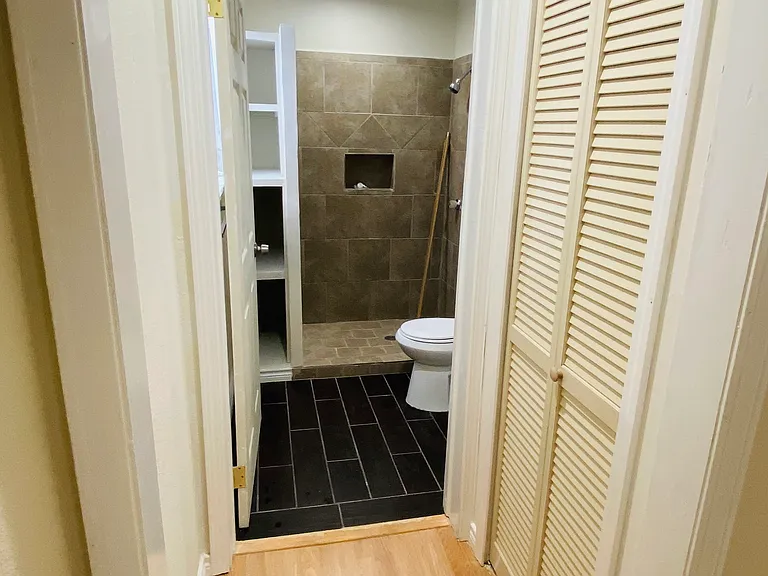 807 Jean St — Photo 25