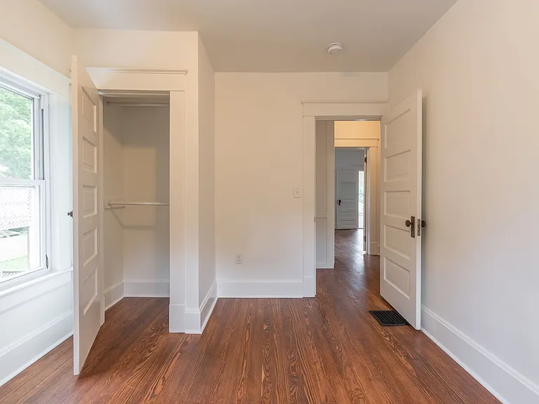 528 E Normal St — Photo 24
