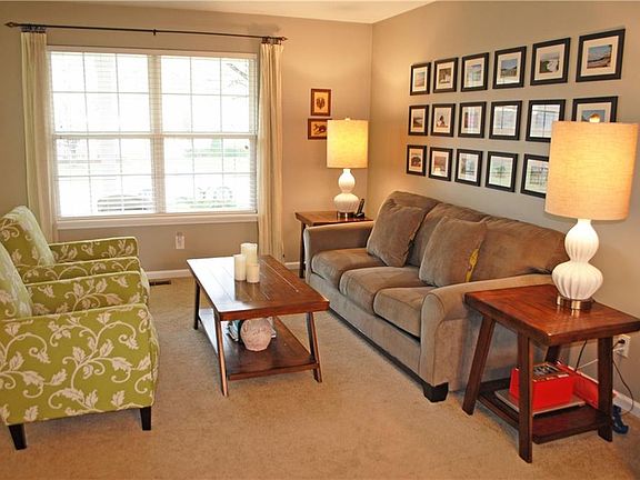 5th image of 9706 Bradford Knoll Dr
