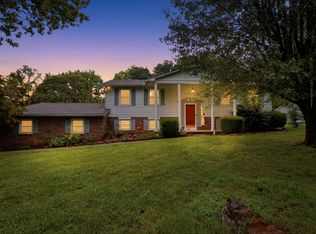 3088 Dixie Lee Cir, Lenoir City, TN 37772