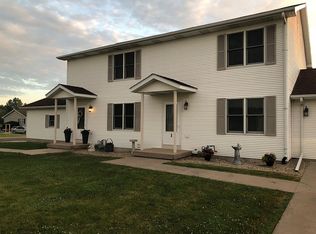 1 Westmount Ave, Wenona, IL 61377