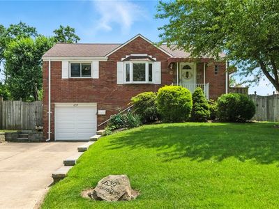 639 Blossom Dr, Pittsburgh, PA, 15236