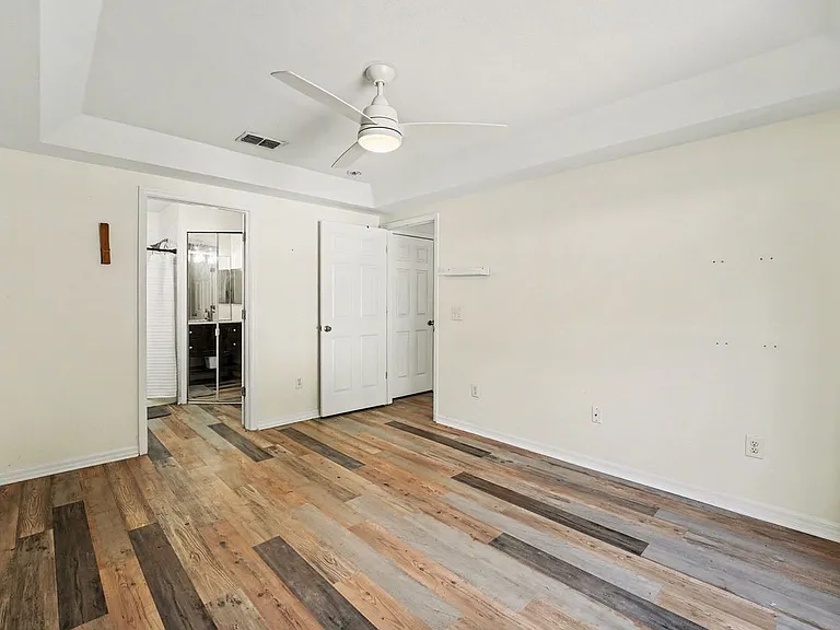 5865 Meadowpark Pl — Photo 7