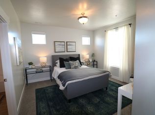 124 W Silver Springs Dr, Vineyard, UT 84059