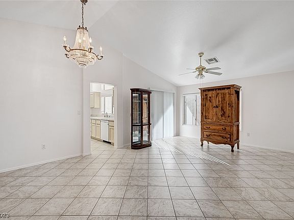 4th image of 2549 Lotus Hill Dr