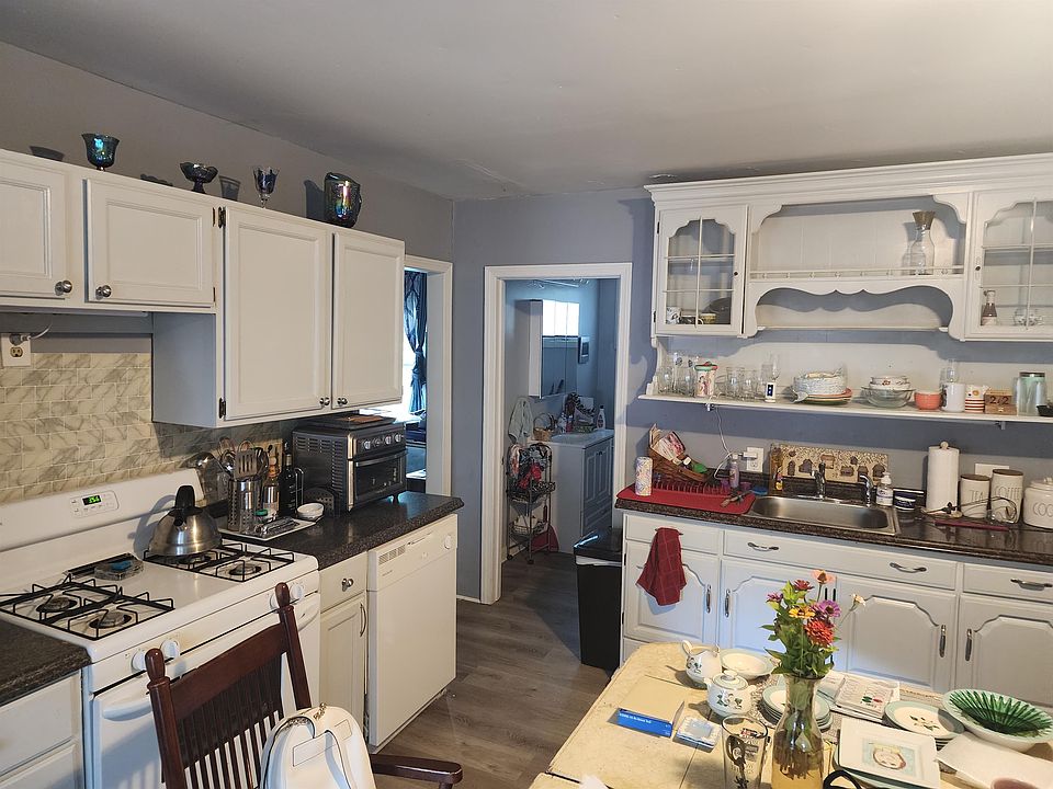 1st image of 81 Edwards St #1