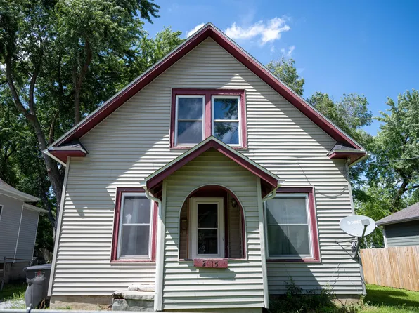 2015 Mondamin Ave, Des Moines, IA 50311