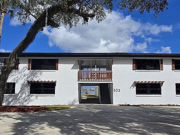 3rd image of 103 Trout River Dr