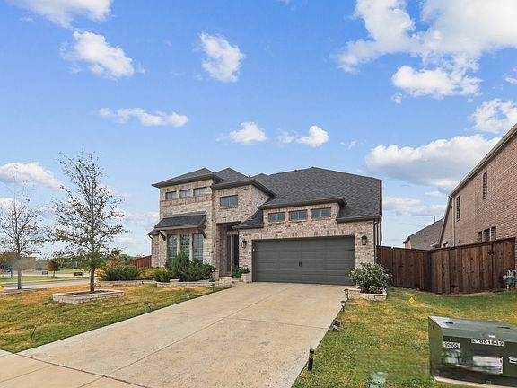2nd image of 2221 Shadow Ridge Dr