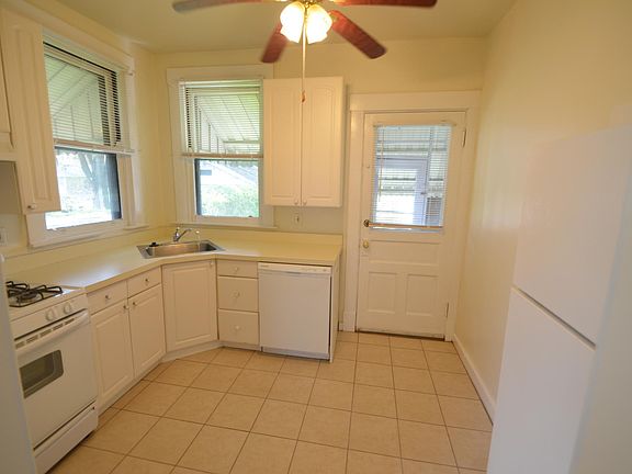 4th image of 4417 Kemper Ave #1