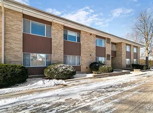 318 Walker Ave APT 1, Highland Park, IL
