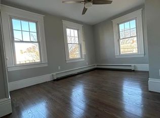 12 Lincoln St #3, Plymouth, MA 02360