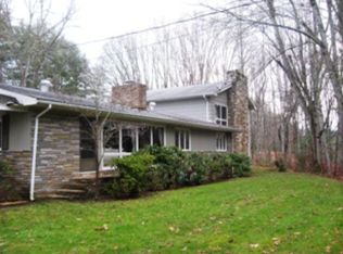 56 Dehart Cemetery Rd, Bryson City, NC 28713