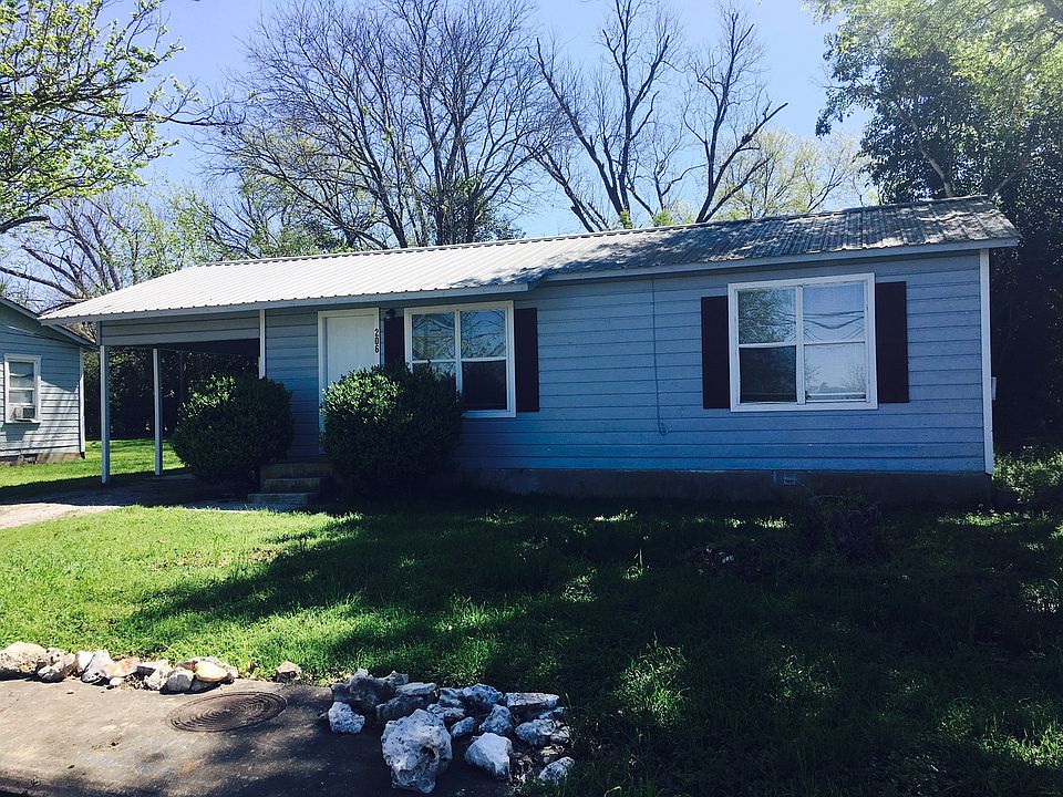 1st image of 206 Mill St #House
