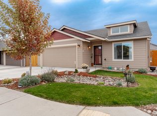 2996 NW Hemlock Ln, Redmond, OR 97756