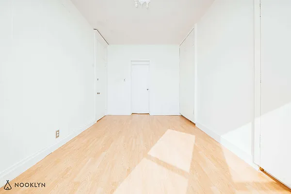 Rented by Nooklyn NYC LLC | media 20