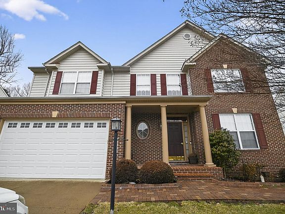 2nd image of 5837 Rhode Island Dr