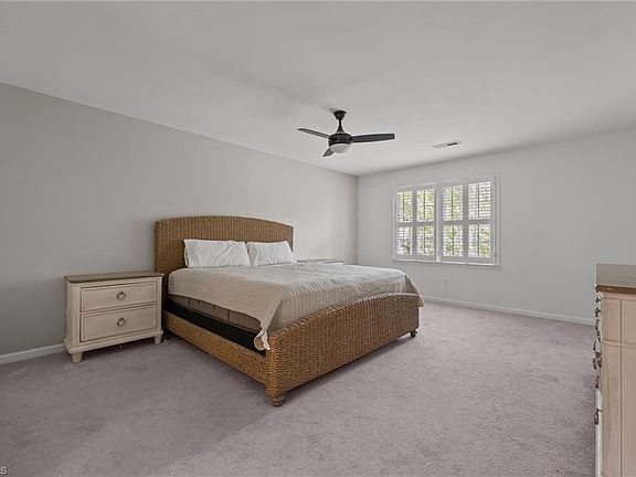 5th image of 70 Park Village Ln