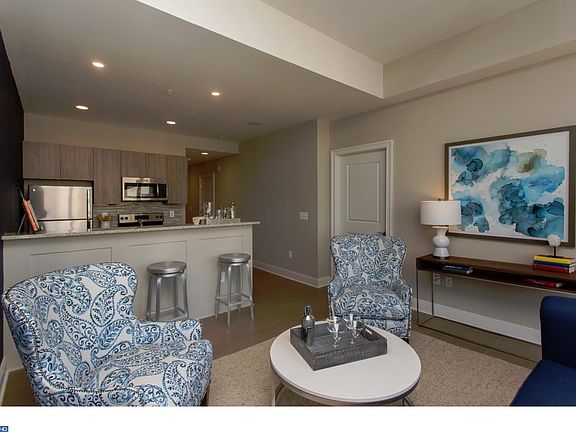 2nd image of 204 N 16th St #2205