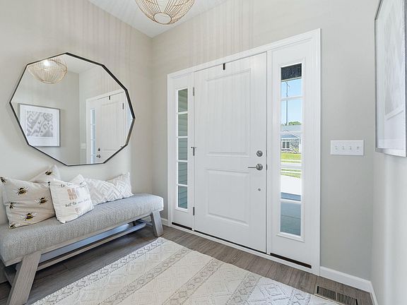 4th image of 1537 Cananea Way