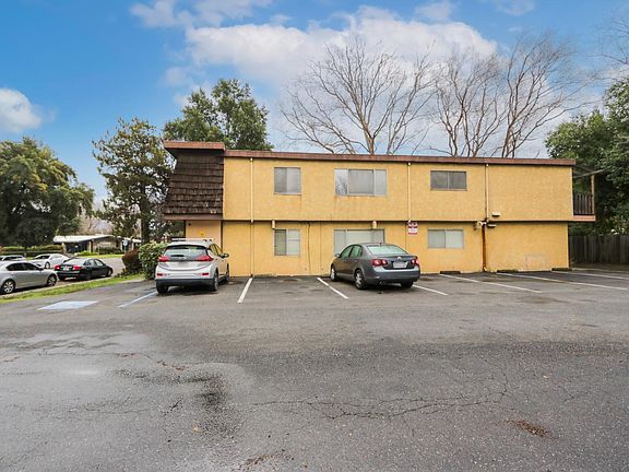 4th image of 1312 Drake Dr APT C