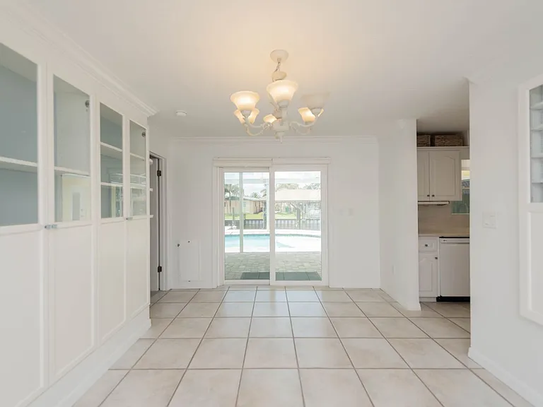 444 Finch Dr — Photo 92