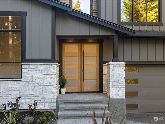 3rd image of 7918 207th SE