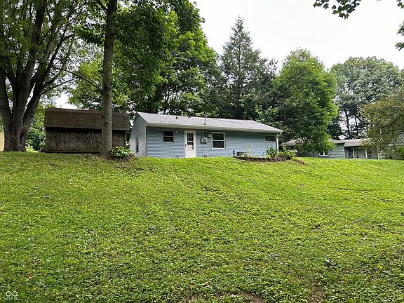 5th image of 5 Hillcrest Ct