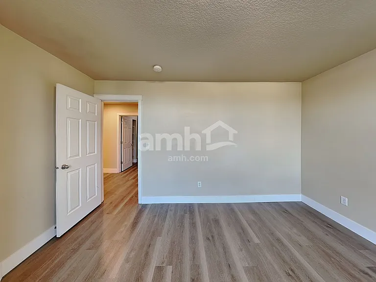 11508 NW 29th Ct — Photo 10