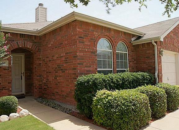 2nd image of 507 Appaloosa Dr