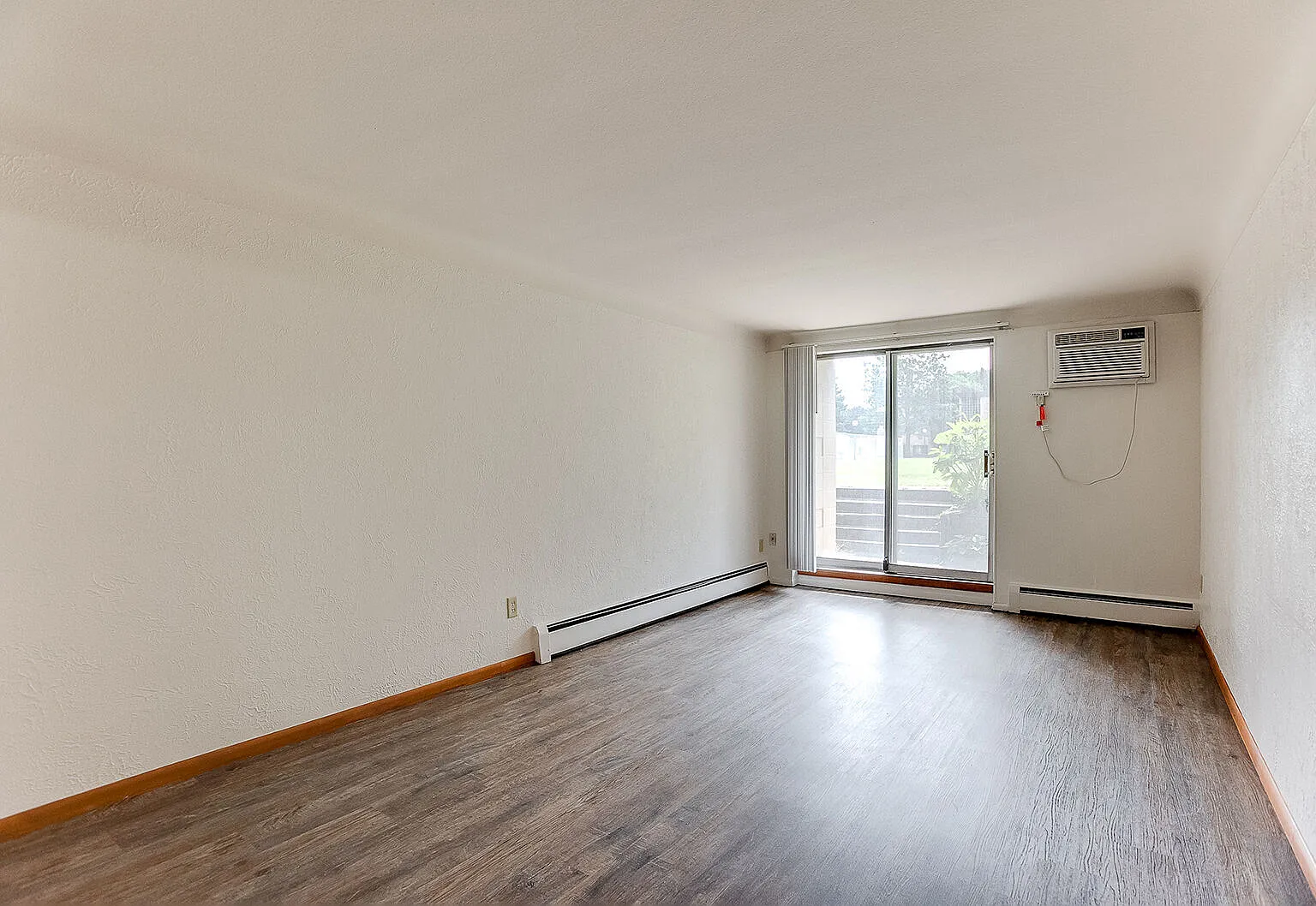 Arden Court Apartments — Photo 4