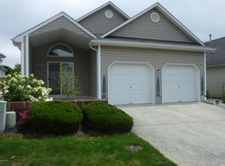 77 Summerhill Dr, Manahawkin, NJ 08050