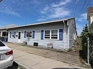 28 Tafts Ave, Winthrop, MA 02152