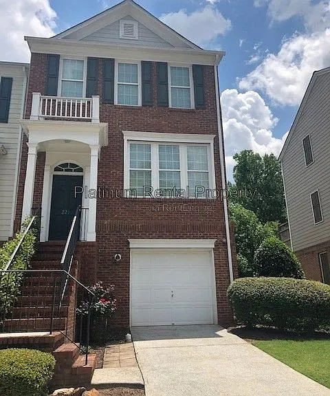 221 Balaban Cir — Photo 1
