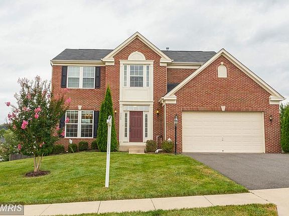 2nd image of 3320 Anne De Bourgh Dr
